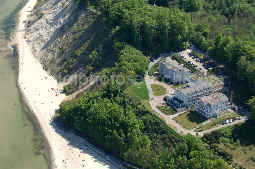 Sellin from above - Sellin 10.05.008 Blick auf das Hotel Bernstein und auf die Pensin Seeschloß im Ostseebad Sellin auf der Insel Rügen. Kontakt Hotel: Hochuferpromenade 8, 18586 Ostseebad Sellin, Tel. +49(0)38303 17 17, Fax +49(0)38303 17 18, e-mail: info@hotel-bernstein.de; Kontakt Pension: Kathrin Brombach, Hochuferpromenade 7, 18586 Ostseebad Sellin / Rügen, Tel. +49(0)38303 1560, Fax: +49(0)38303 85152, e-mail: info@seeschloss-sellin.de