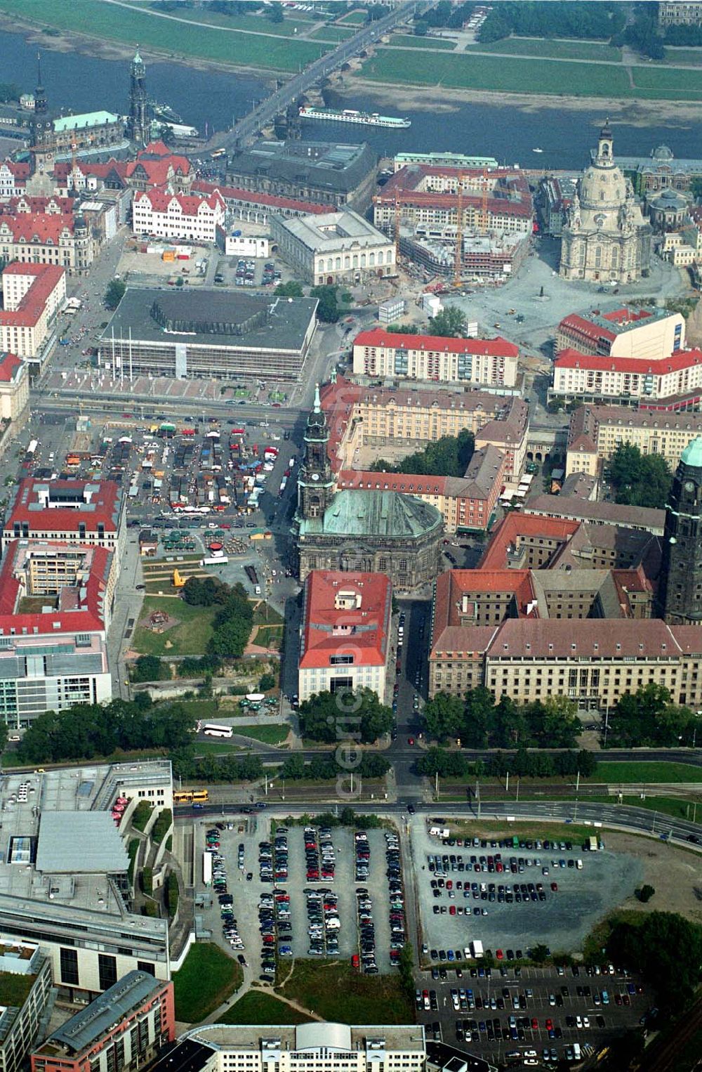 Dresden ( Sachsen ) from the bird's eye view: Blick auf die Innenstadt von Dresden