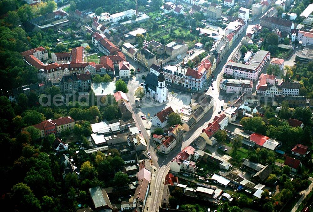 Aerial photograph Markranstädt / Sachsen - Stadtansicht von Markranstädt Anschrift: Stadtverwaltung Markranstädt: Markt 1; 04420 Markranstädt; Telefon: 034205 / 6122-1 bzw. -3; Telefax: 034205 / 88246; E-Mail: i.schoppa@stadt-markranstaedt.de