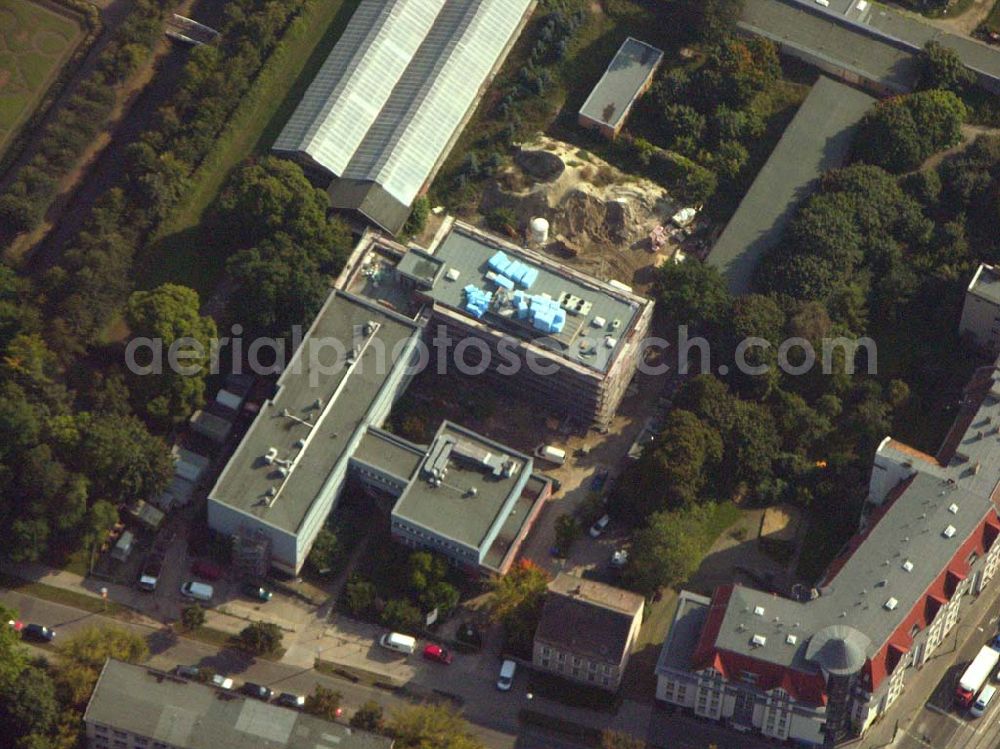 Berlin-Lichtenberg from the bird's eye view: 05.10.2005: Neubau am Institut für Zoo- und Wildtierforschung (IZW) im Forschungsverbund Berlin e.V; Postfach 601103; 10252 Berlin; Telefon: (030) 51680; Fax: (030) 5126104