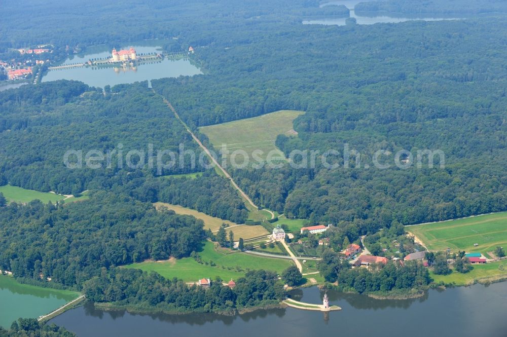 Aerial photograph Moritzburg - View of the hunting castle Moritzburg and Pheasant castle at the castle pond in the small town Moritzburg in Saxony. The Baroque hunting castle is based on a hunting house of the 16th Century, and received its present shape in the 18th Century. The Pheasant castle is located in the 1728 built pheasant scale and is now a museum