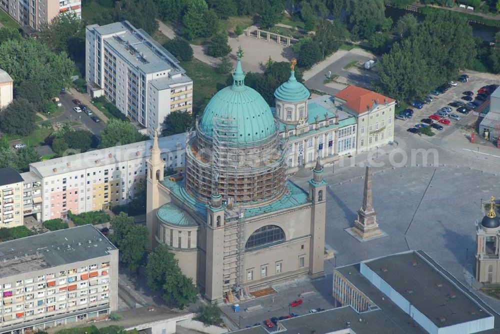 Potsdam from the bird's eye view: Blick auf von Karl Friedrich Schinkel entworfene, eingerüstete Nikolaikirche am Alten Markt in Potsdam. Hier finden auch Aufführungen, Ausstellungen und Vorträge statt. (Kontakt: Evangelische St. Nikolai-Kirchengemeinde, Am Alten Markt, 14467 Potsdam, Telefon: 03 31 / 270 86 02, Fax: 03 31 / 23 70 00 66, E-Mail: info@NikolaiPotsdam.de, Presse@NikolaiPotsdam.de,