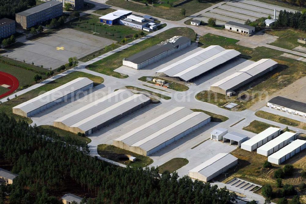 Lehnitz from the bird's eye view: Blick auf das Kasernengelände am ehemaligen Truppenübungsplatz Lehnitz bei Oranienburg. das Gelände wurde unlängst von der Bundeswehr an die Bundesanstalt für Immobilienaufgaben übertragen und soll nun einer neuen Verwendung und Renaturisierungsmaßnahmen zugeführt werden.