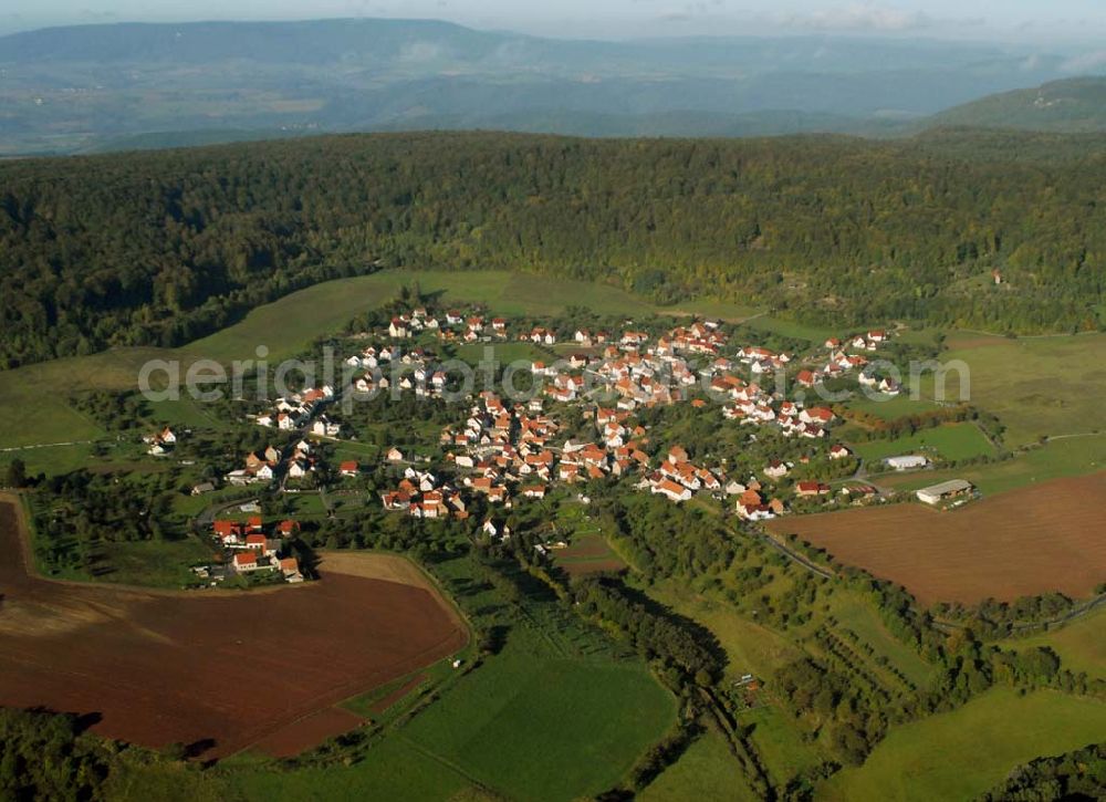 Kella from above - Blick auf Kella. Kella ist eine Gemeinde im thüringischen Landkreis Eichsfeld. Das Dorf gehört zur Verwaltungsgemeinschaft Ershausen/Geismar. Bürgermeister: Silvio Schneider, Büro: Angerweg 5, 37308 Kella, T: 0170/2971857