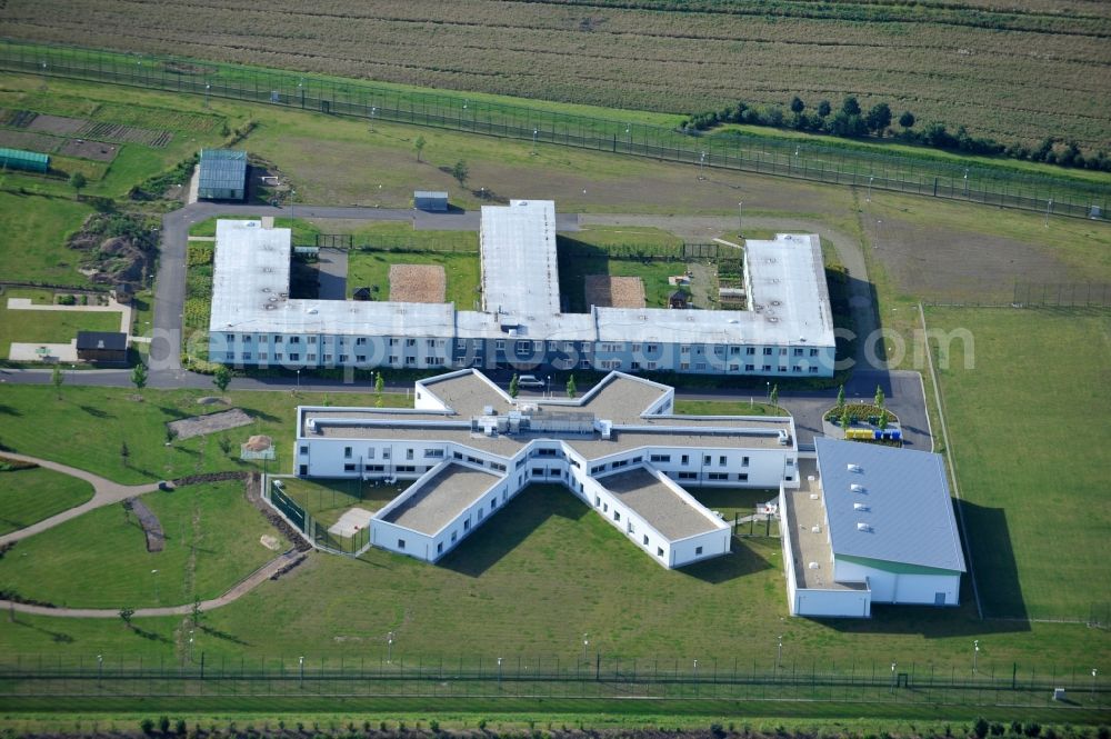 Aerial image Andernach - View of the Clinic for Forensic Psychiatry-Good in Andernach in Rhineland-Palatinate. The clinic of the Rhein-Mosel-clinic Andernach is located near the train station Weißenthurm