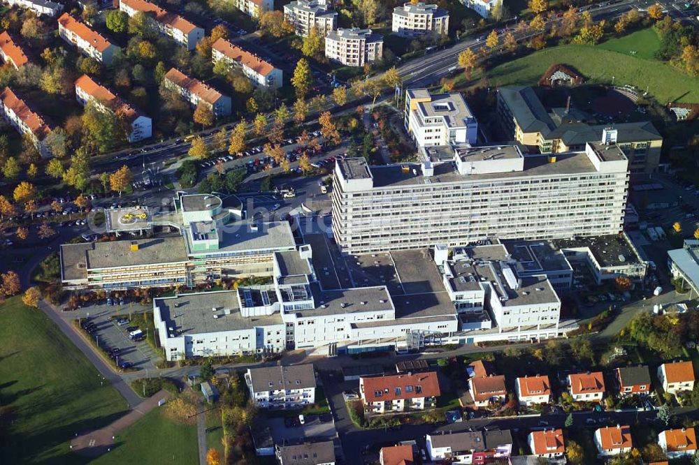 Fulda from above - 28.10.2005 Fulda, Das Klinikum Fulda gewährleistet effektive Zusammenarbeit der medizinischen Kliniken und Abteilungen. Klinikum Fulda, Pacelliallee 4