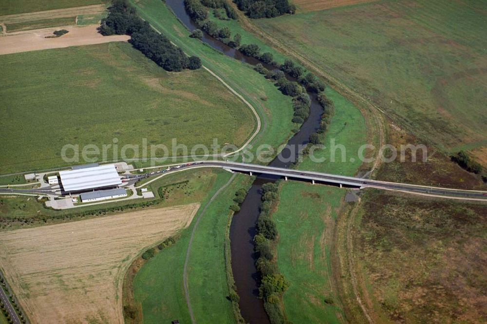 Forst from the bird's eye view: Blick auf eine Brücke an der Neiße in der Kreisstadt Forst in Brandenburg. Die Stadt liegt östlich von Cottbus an der Neiße. Kontakt: Stadt Forst (Lausitz), Der Bürgermeister, Büro des Bürgermeisters / Öffentlichkeitsarbeit, Susanne Joel, Promenade 9, 03149 Forst (Lausitz), E-Mail: s.joel@forst-lausitz.de, Tel.: (03562) 989 - 102, Fax: (03562) 7460