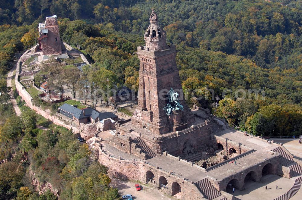 Aerial image Bad Frankenhausen - Blick auf das Kyffhäuser Denkmal, Das 81 Meter hohe Kyffhäuser-Denkmal ragt in der Abenddämmerung aus dem Kyffhäuser-Gebirge bei Bad Frankenhausen im Norden Thüringens heraus. Es wurde zwischen 1891 und 1896 als Kaiser-Wilhelm-Nationaldenkmal errichtet. Das Kyffhäuser-Denkmal ist mit jährlich zirka 200.000 Besuchern neben der Wartburg-Stiftung Eisenach der meistbesuchte Ort in Thüringen.