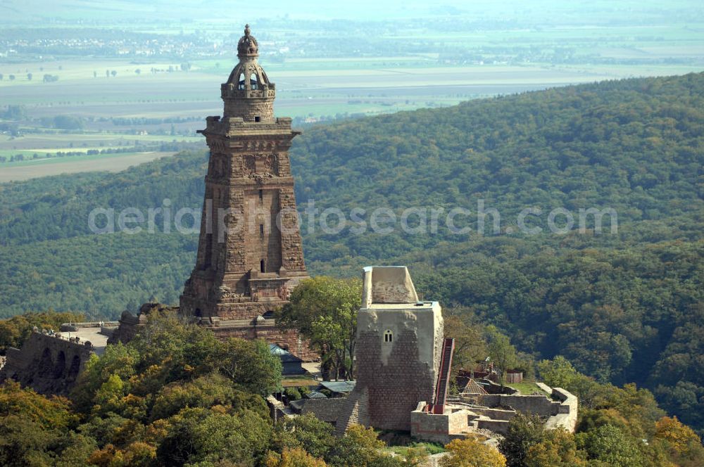 Aerial image Bad Frankenhausen - Blick auf das Kyffhäuser Denkmal, Das 81 Meter hohe Kyffhäuser-Denkmal ragt in der Abenddämmerung aus dem Kyffhäuser-Gebirge bei Bad Frankenhausen im Norden Thüringens heraus. Es wurde zwischen 1891 und 1896 als Kaiser-Wilhelm-Nationaldenkmal errichtet. Das Kyffhäuser-Denkmal ist mit jährlich zirka 200.000 Besuchern neben der Wartburg-Stiftung Eisenach der meistbesuchte Ort in Thüringen.