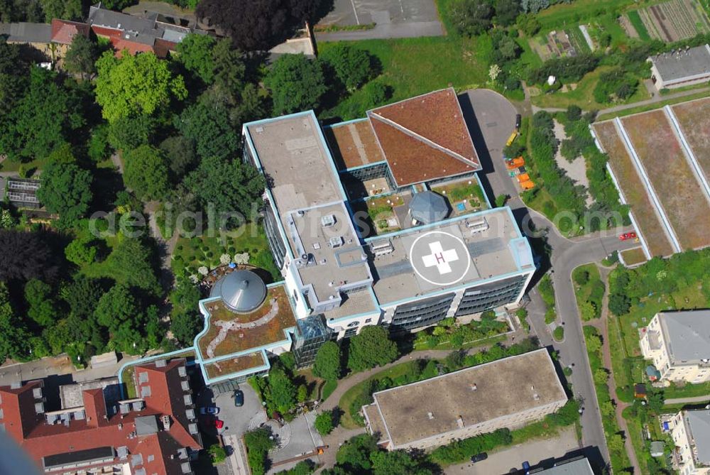 Aerial image Leipzig - Blick auf das Leipziger Elisabethkrankenhaus (St. Elisabeth Krankenhaus Leipzig Akademisches Lehrkrankenhaus der Universität Leipzig Biedermannstraße 84 04277 Leipzig Gemeinnützige Gesellschaft mbH des Katholischen Kirchenlehens St. Trinitatis zu Leipzig Tel.: (0341) 3959 - 0 Fax: (0341) 3959 - 233 E-Mail: info@ek-leipzig.de Achim Walder: