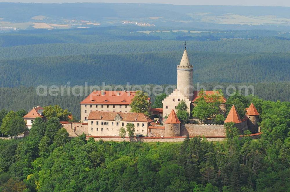 Aerial photograph Seitenroda - Blick auf die Leuchtenburg in Seitenroda bei Kahla im Thüringer Wald. Kontakt: Museum Leuchtenburg, 07768 Seitenroda, Tel: +49-36424-22 258