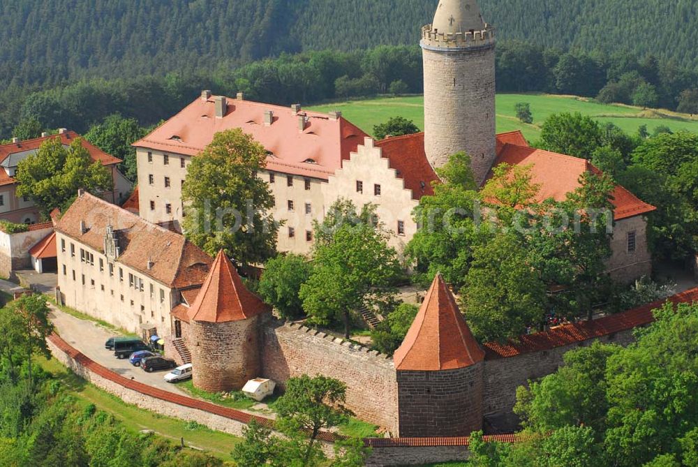 Seitenroda from above - Blick auf die Leuchtenburg in Seitenroda bei Kahla im Thüringer Wald. Kontakt: Museum Leuchtenburg, 07768 Seitenroda, Tel: +49-36424-22 258