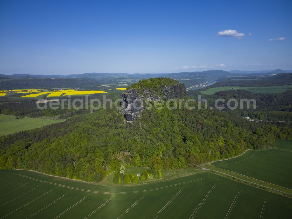 Aerial photograph Porschdorf - View of the Lilienstein and the Elbe Valley in Saxon Switzerland near Prossen in the state of Saxony. The landscape on the banks of the Elbe is part of the Saxon Switzerland National Park