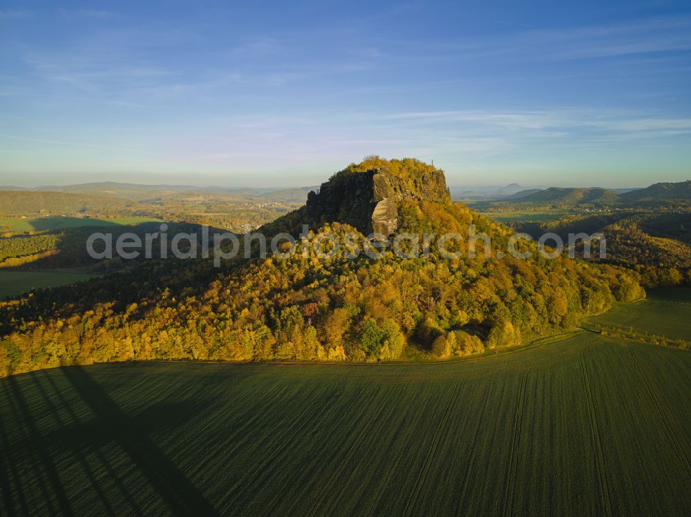 Aerial photograph Porschdorf - View of the Lilienstein and the Elbe Valley in Saxon Switzerland near Prossen in the state of Saxony. The landscape on the banks of the Elbe is part of the Saxon Switzerland National Park