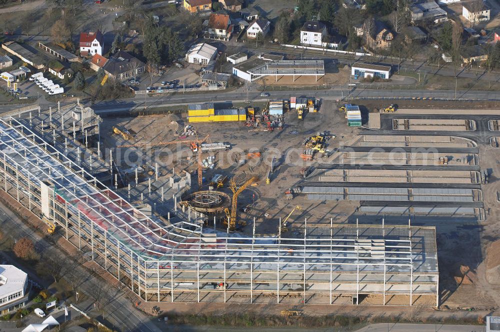 POTSDAM from the bird's eye view: Blick auf eine Baustelle in Potsdam-Drewitz. Hier entsteht bis August 2008 ein Einrichtungskomplex des Möbelhaus Porta und der Discounter Möbel Boss. Es sollen 250 Arbeitsplätze geschaffen werden und 50 Mio. Euro investiert werden. Kontakt: Porta Möbel Handelsgesellschaft mbH & Co. KG, Bakenweg 16 - 20, 32457 Porta Westfalica, Tel. +49 (0)5731 609 0