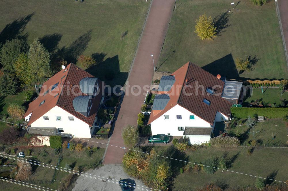 Aerial photograph Panketal - Blick auf die Mehrfamilienhaus- Wohngebiet zwischen Eichenring, Lindenberger Straße und Karower Straße in Panketal Ortsteil Schwanebeck Neu-Buch.