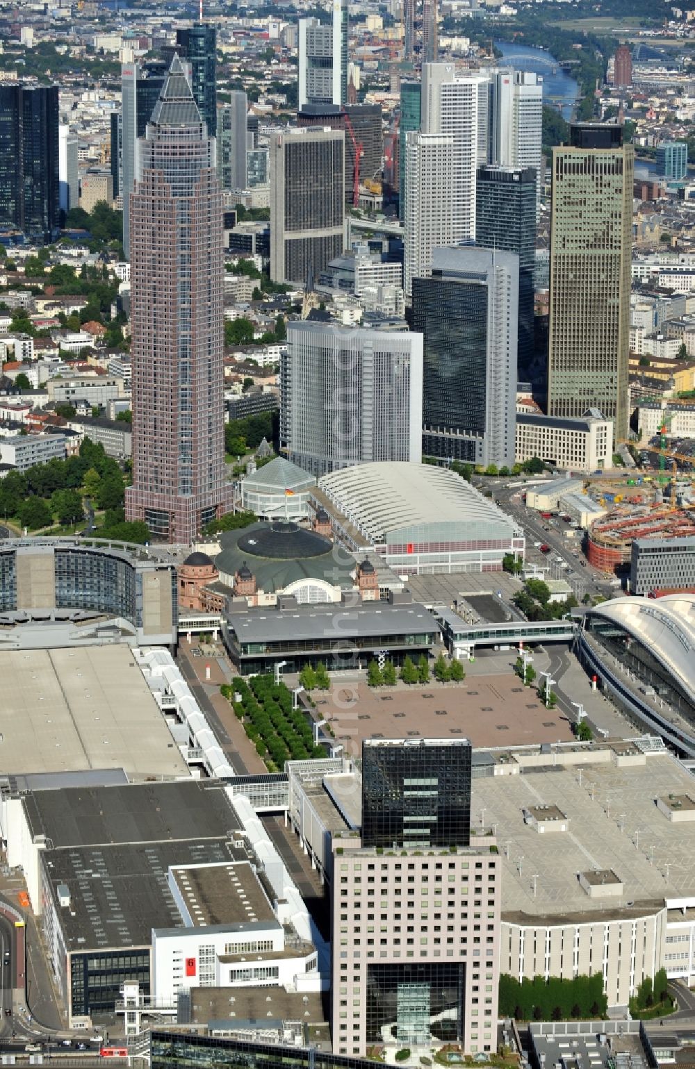 Aerial photograph Frankfurt am Main - View of the Messe Torhaus in Frankfurt am Main in Hesse