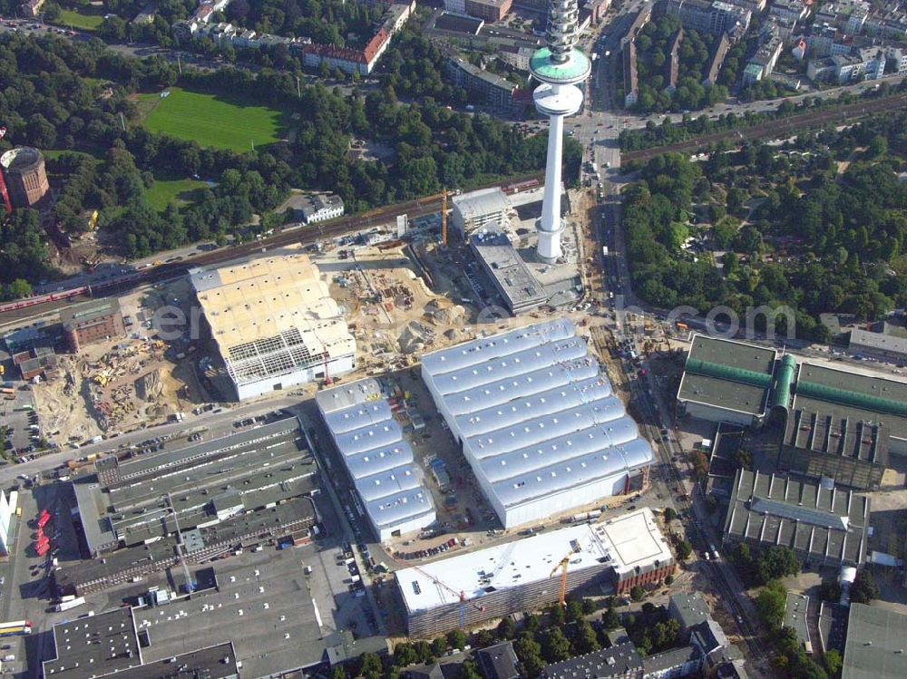 Aerial image Hamburg - Blick auf den Fernsehturm Hamburg am Messe-Gelände im Stadtteil St. Pauli. Der 279 Meter hohe Heinrich-Hertz-Turm wurde von 1965 bis 1968 errichtet. Umgangssprachlich wird er in Anlehnung an den Michel der Michaeliskirche Tele-Michel genannt. Seit 2001 ist der Turm aus brandschutzrechtlichen Gründen für die Öffentlichkeit unzugänglich. Adresse: Lagerstraße 2-8, 20357 Hamburg