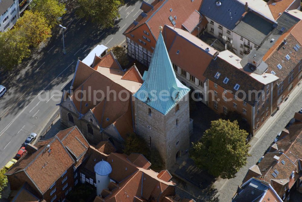 Aerial photograph Braunschweig - Blick auf die Michaeliskirche im Weichbild Altstadt in Braunschweig. Im Jahr 1157 wurde sie dem Erzengel Michael geweiht und feierte im Jahr 2007 850 jähriges Bestehen. Kontakt: St. Michaelis, Echternstraße 12 38100 Braunschweig; Stadtverwaltung Braunschweig, Platz der Deutschen Einheit 1 38100 Braunschweig, Fax +49(0)531 15112, Email: stadt@braunschweig.de; Bürgertelefon: +49(0)531 470 1