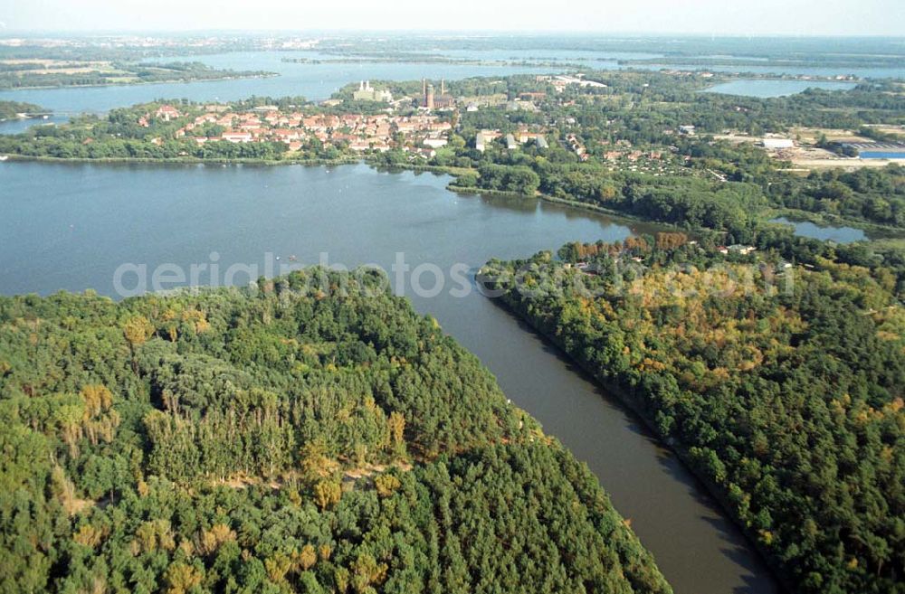 Wusterwitz from above - Blick auf die Mündung des Elbe-Havel-Kanales am Plauer See bei Kirchmöser / Brandenburg