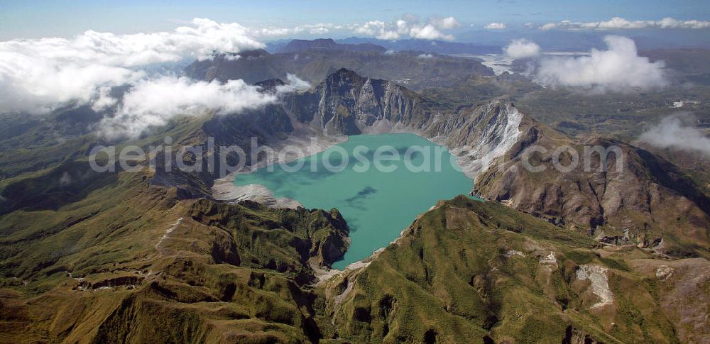 Aerial image Angeles - Blick auf den Mount Pinatubo. Der im Zambales-Gebirge auf der Insel Luzon gelegene Vulkan ist seit seiner Eruption 1991 wieder aktiv. View on the Mount Pinatubo. The volcano located in the Zambales Mountains on the isle of Luzon is active again since its eruption in 1991.