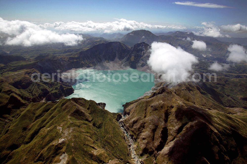 Aerial image Angeles - Blick auf den Mount Pinatubo. Der im Zambales-Gebirge auf der Insel Luzon gelegene Vulkan ist seit seiner Eruption 1991 wieder aktiv. View on the Mount Pinatubo. The volcano located in the Zambales Mountains on the isle of Luzon is active again since its eruption in 1991.