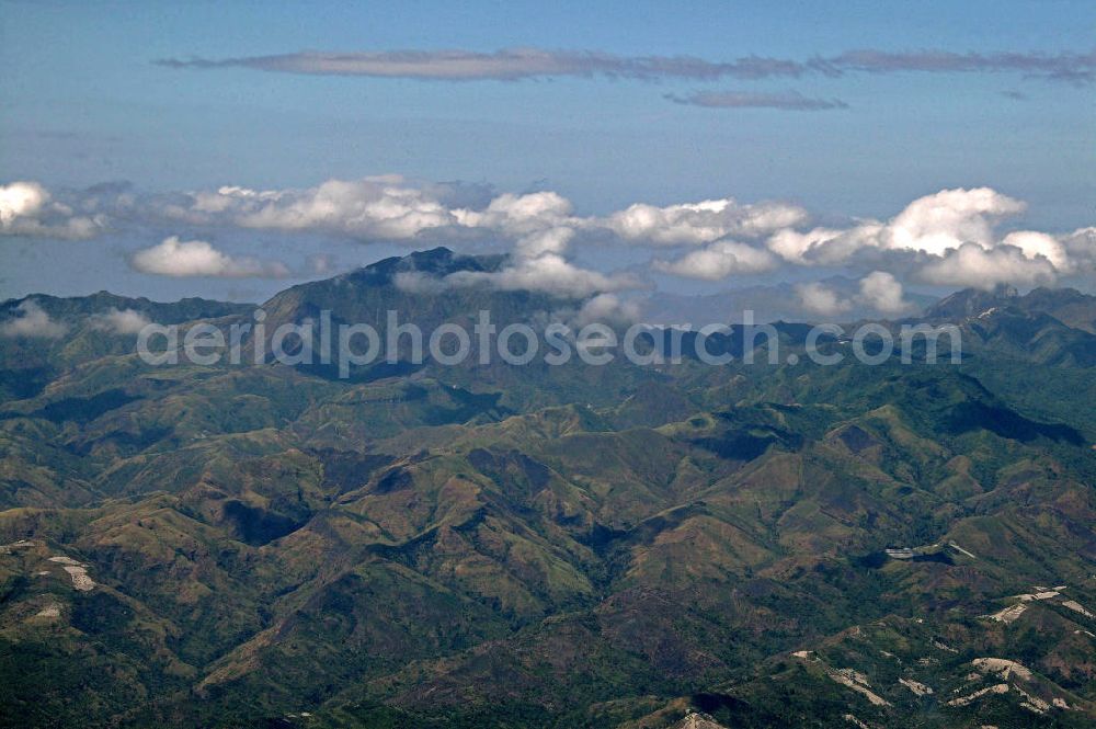 Aerial photograph Angeles - Blick auf den Mount Pinatubo. Der im Zambales-Gebirge auf der Insel Luzon gelegene Vulkan ist seit seiner Eruption 1991 wieder aktiv. View on the Mount Pinatubo. Located in the Zambales Mountains on the isle of Luzon is active again since its eruption in 1991.