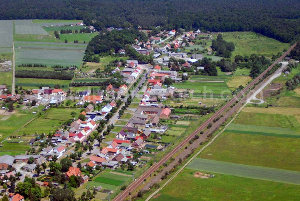 Nedlitz(Gommern) from above - Blick auf Nedlitz(Gommern); Gemeindeverwaltung: Hauptstr. 9; 39291 Nedlitz; 039224/204