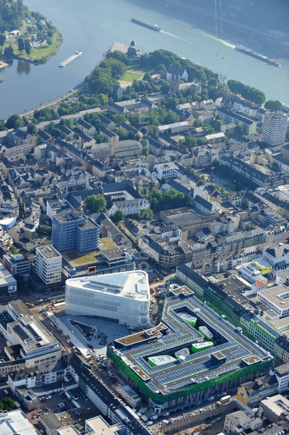 Aerial image Koblenz - View of the new shopping center and cultural building Forum Middle Rhine in the central square in Koblenz. The shopping center, which is scheduled to open in September 2012, was designed by the architectural firm Benthem Crouwel, is being built by the Züblin AG and operated by the ECE Project Management. The cultural building, scheduled to open in 2013, is going to be a new home for the Middle Rhine Museum and the city library of Koblenz