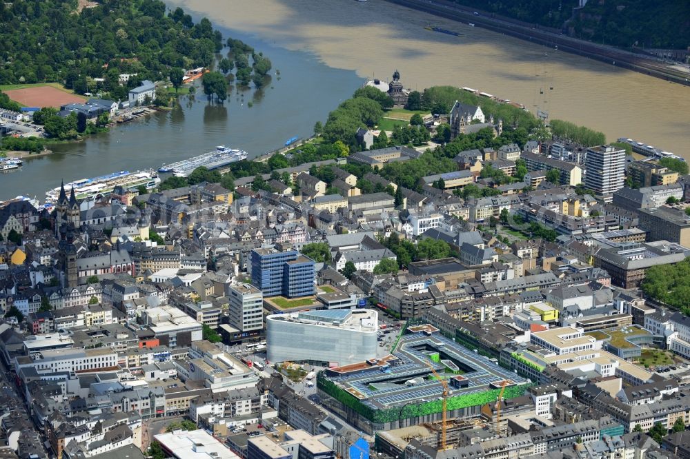 Aerial image Koblenz - View of the new shopping center and cultural building Forum Middle Rhine in the central square in Koblenz. The shopping center, which is scheduled to open in September 2012, was designed by the architectural firm Benthem Crouwel, is being built by the Züblin AG and operated by the ECE Project Management. The cultural building, scheduled to open in 2013, is going to be a new home for the Middle Rhine Museum and the city library of Koblenz