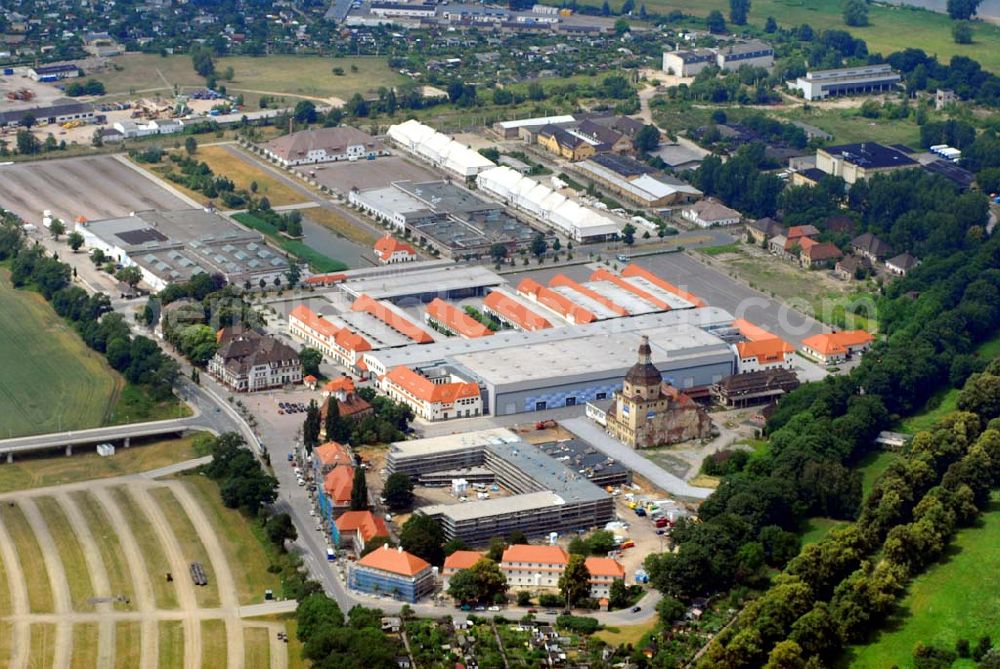 Dresden from above - Blick auf das neue Dresdner Messegelände im Ostragehege. 2001 ist die neue Messe hierher umgezogen. Durch die Architekten Walter Kaplan, Christian Matzke und Klausjürgen Schöler (KMSP) wurde der Alte Schlachthof von Erlwein saniert und umgebaut. Kontaktb Alter Schlachthof: Bernd Aust Kulturmanagement GmbH, Gothaer Straße 11, D-01097 Dresden, Telefon: +49 351 43131-0, Telefax: +49 351 43131-17, E-Mail: info@aust-konzerte.com, Web: