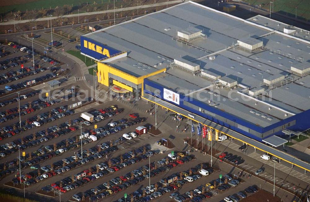 Erfurt (Thüringen) from above - Blick auf das neu erröffnete IKEA-Einrichtungshaus in Erfurt Adresse: IKEA Deutschland GmbH & Co. KG ;Niederlassung Erfurt Eisenacher Straße 50; 99094 ERFURT