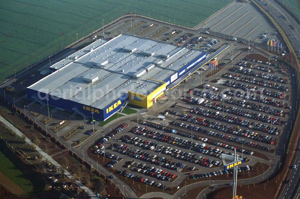 Aerial image Erfurt (Thüringen) - Blick auf das neu erröffnete IKEA-Einrichtungshaus in Erfurt Adresse: IKEA Deutschland GmbH & Co. KG ;Niederlassung Erfurt Eisenacher Straße 50; 99094 ERFURT