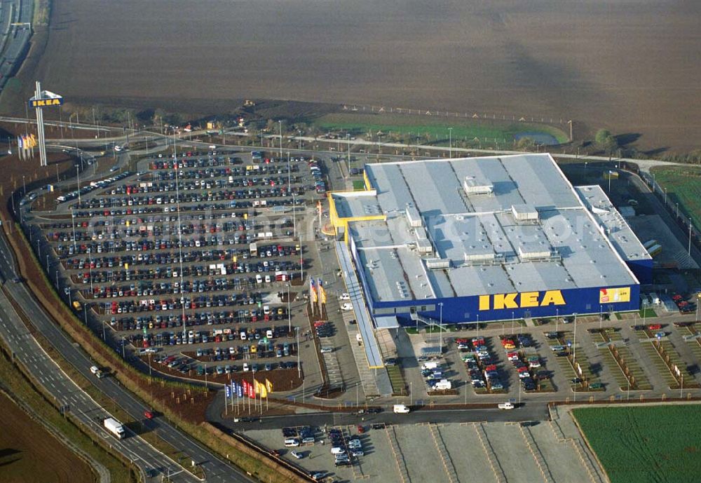 Erfurt (Thüringen) from above - Blick auf das neu erröffnete IKEA-Einrichtungshaus in Erfurt Adresse: IKEA Deutschland GmbH & Co. KG ;Niederlassung Erfurt Eisenacher Straße 50; 99094 ERFURT