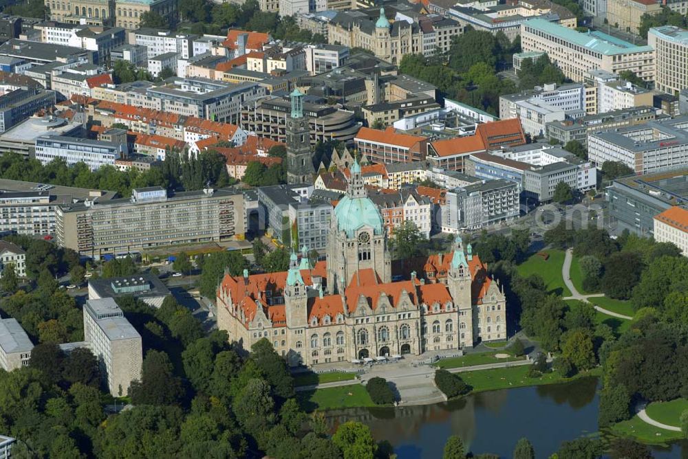 Hannover from the bird's eye view: Blick auf das Neue Rathaus in Hannover; Anschrift:Neues Rathaus; Trammplatz 2; 30159 Hannover; Tel.: 0511 / 168 - 0;