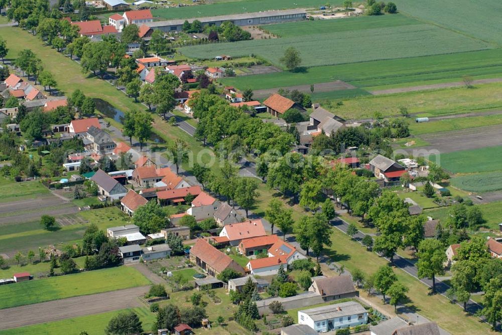 Aerial photograph Neuhardenberg - Neuhardenberg ist eine Gemeinde im Bundesland Brandenburg im Landkreis Märkisch-Oderland. Die Gemeinde ist Sitz des gleichnamigen Amtes;