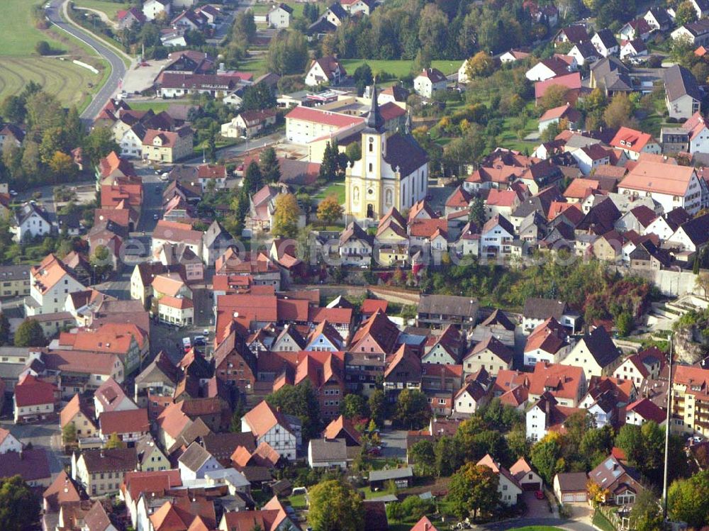 Aerial photograph Hollfeld / Bayern - Der Ortskern von Hollfeld, einem staatlich anerkannten Erholungsort, der ein mittelalterliches Flair besitzt. Kontakt: 96142 Hollfeld,Tel. +49 9274 9800;