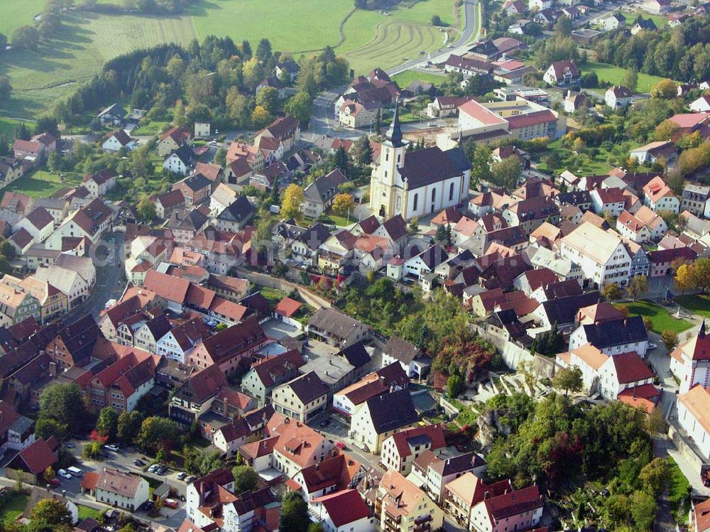 Hollfeld / Bayern from above - Der Ortskern von Hollfeld, einem staatlich anerkannten Erholungsort, der ein mittelalterliches Flair besitzt. Kontakt: 96142 Hollfeld,Tel. +49 9274 9800;