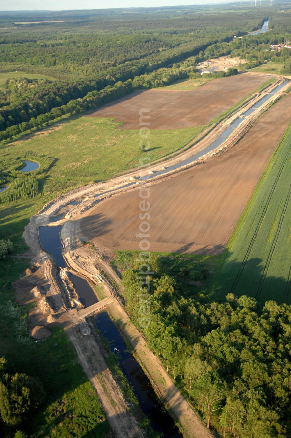 Aerial image Marienwerder - Blick auf die Planungsfläche des südlichen Teil des Werbellinkanals in Marienwerder, einer Gemeinde im Landkreis Barnim im Bundesland Brandenburg. Der Wiederaufbau ist ein Projekt der Wassertourismus Initiative Nordbrandenburg und soll den Oder-Havel-Kanal mit dem Finowkanal verbinden. Kontakt: