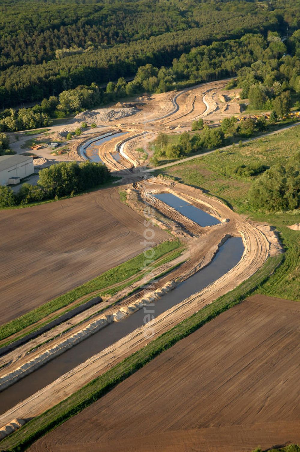 Aerial photograph Marienwerder - Blick auf die Planungsfläche des südlichen Teil des Werbellinkanals in Marienwerder, einer Gemeinde im Landkreis Barnim im Bundesland Brandenburg. Der Wiederaufbau ist ein Projekt der Wassertourismus Initiative Nordbrandenburg und soll den Oder-Havel-Kanal mit dem Finowkanal verbinden. Kontakt: