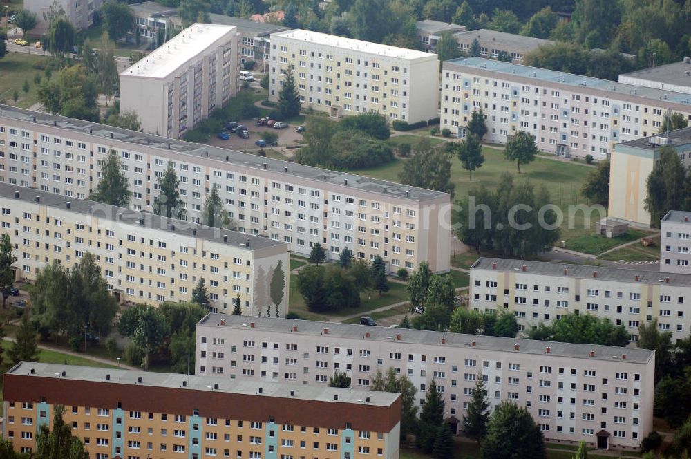 Aerial photograph Hettstedt - Blick auf Plattenbauten in Hettstedt. Wohnungsgesellschaft Hettstedt, Untere Bahnhofstr. 20, 06333 Hettstedt, Tel. +49 (0)3476 85 96 0, Fax +49 (0)3476 85 96 13, Email info@woges-hettstedt.de