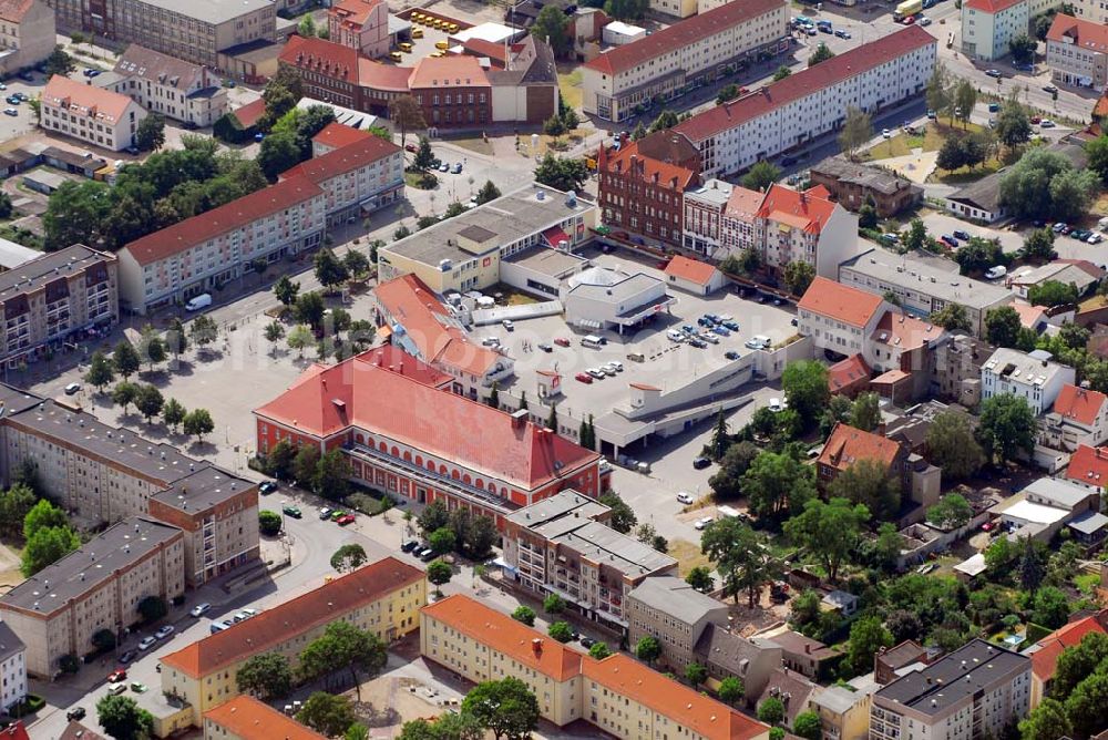 Rathenow from the bird's eye view: Blick auf das Kultur- und das Einkaufszentrum in Rathenow 14712