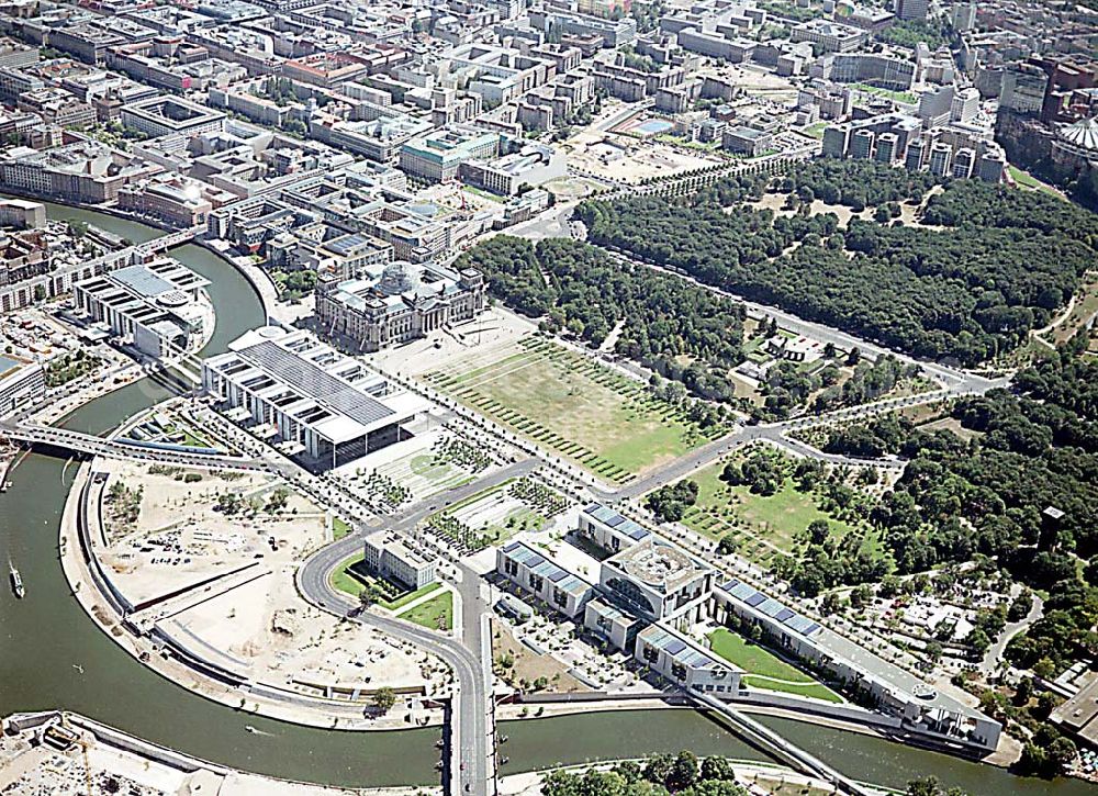 Aerial image Berlin - Tiergarten (Spreebogen) - Berlin Tiergarten / Mitte Regierungsviertel im Berliner Tiegarten am Spreebogen mit dem Reichstag, Paul-Löbe-Haus und Bundeskanzleramt, Marie-Elisabeth-Lüders-Haus Im Auftrag der Bundesbaugesellschaft mbH