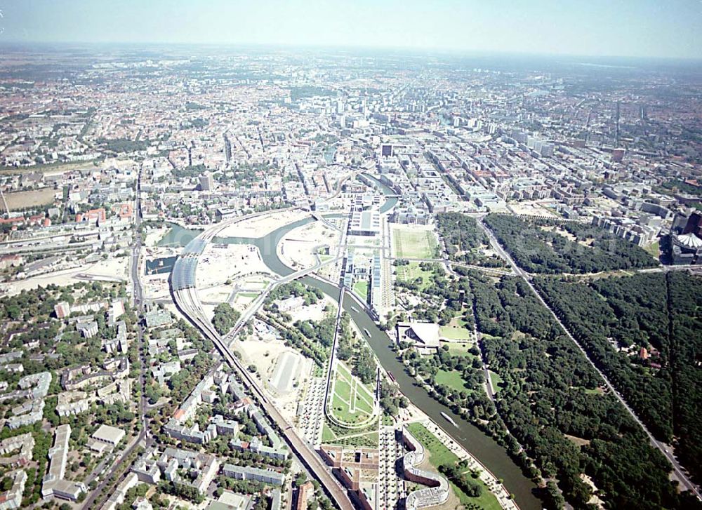 Aerial image Berlin - Tiergarten (Spreebogen) - Berlin Tiergarten / Mitte Regierungsviertel im Berliner Tiegarten am Spreebogen mit dem Reichstag, Paul-Löbe-Haus und Bundeskanzleramt, Marie-Elisabeth-Lüders-Haus Im Auftrag der Bundesbaugesellschaft mbH