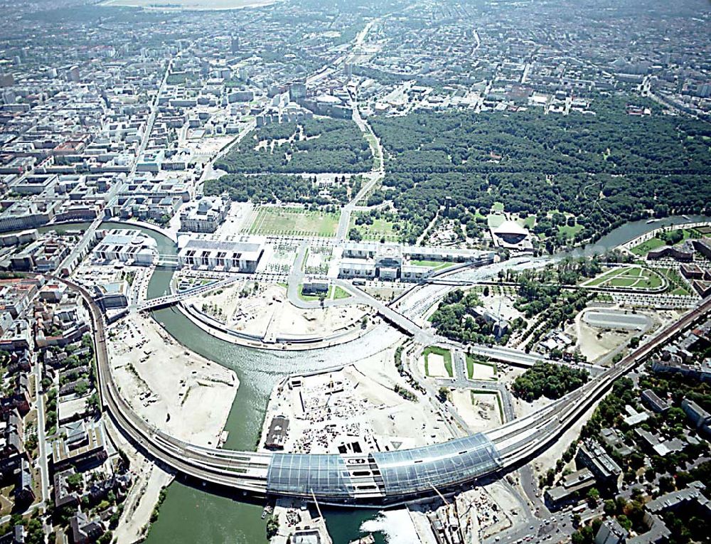 Aerial image Berlin - Tiergarten (Spreebogen) - Berlin Tiergarten / Mitte Regierungsviertel im Berliner Tiegarten am Spreebogen mit dem Reichstag, Paul-Löbe-Haus und Bundeskanzleramt, Marie-Elisabeth-Lüders-Haus Im Auftrag der Bundesbaugesellschaft mbH