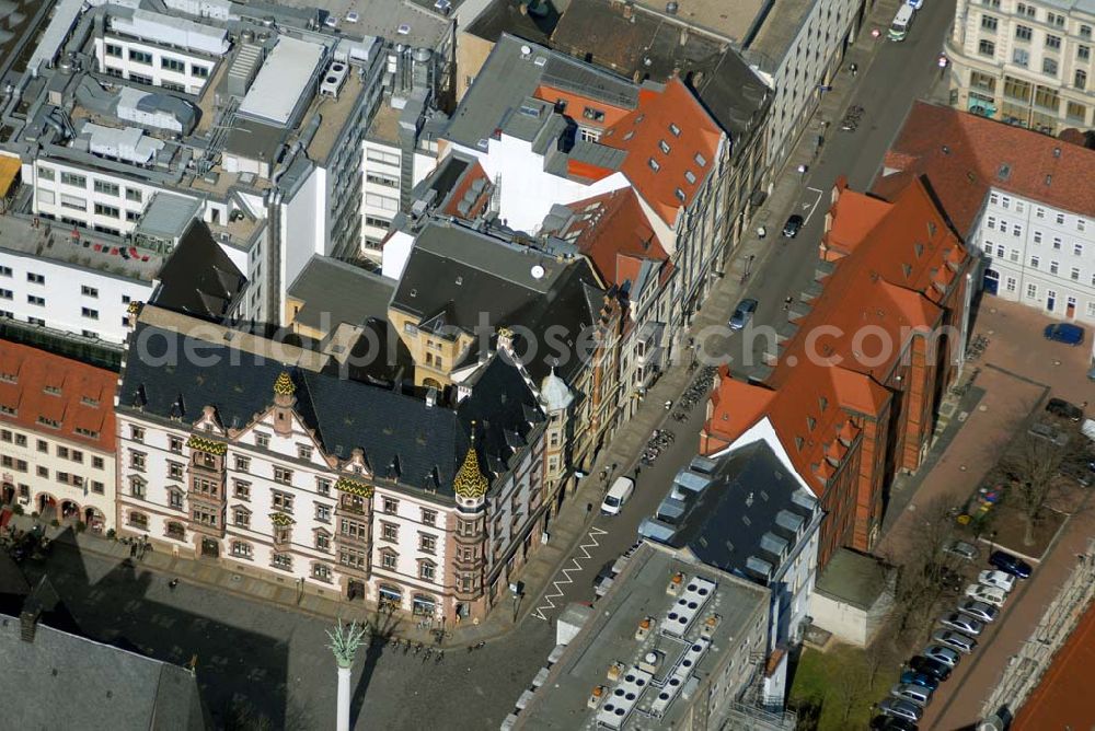 Leipzig from the bird's eye view: Blick auf restaurierte Wohn- und Geschäftshäuser an der Ritterstrasse im Stadtzentrum von Leipzig.