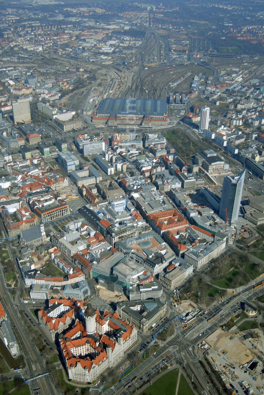 Aerial image Leipzig - Blick auf restaurierte Wohn- und Geschäftshäuser an der Ritterstrasse im Stadtzentrum von Leipzig.