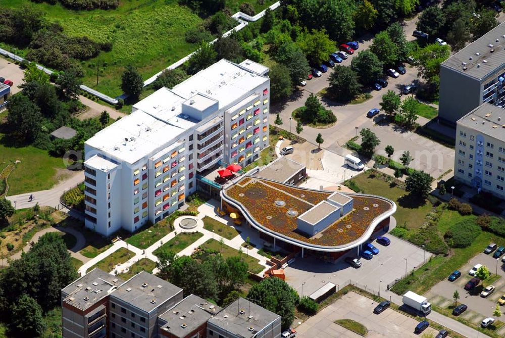 Aerial image Magdeburg - Blick auf das sanierte Altenpflegeheim in Magdeburg-Olvenstedt. Das 1986 eingeweihte Altenpflegeheim wurde 2002/2003 für ca. 11 Mio. Euro saniert und im Oktober 2003 wieder eröffnet. Hier leben 144 Bewohner in 120 Zimmern. 70 Pfleger werden hier beschäftigt. Kontakt: Altenpflegeheim Olvenstedt, Johannes-Göderitz-Str. 83, 39130 Magdeburg, Tel.: 0391/72673