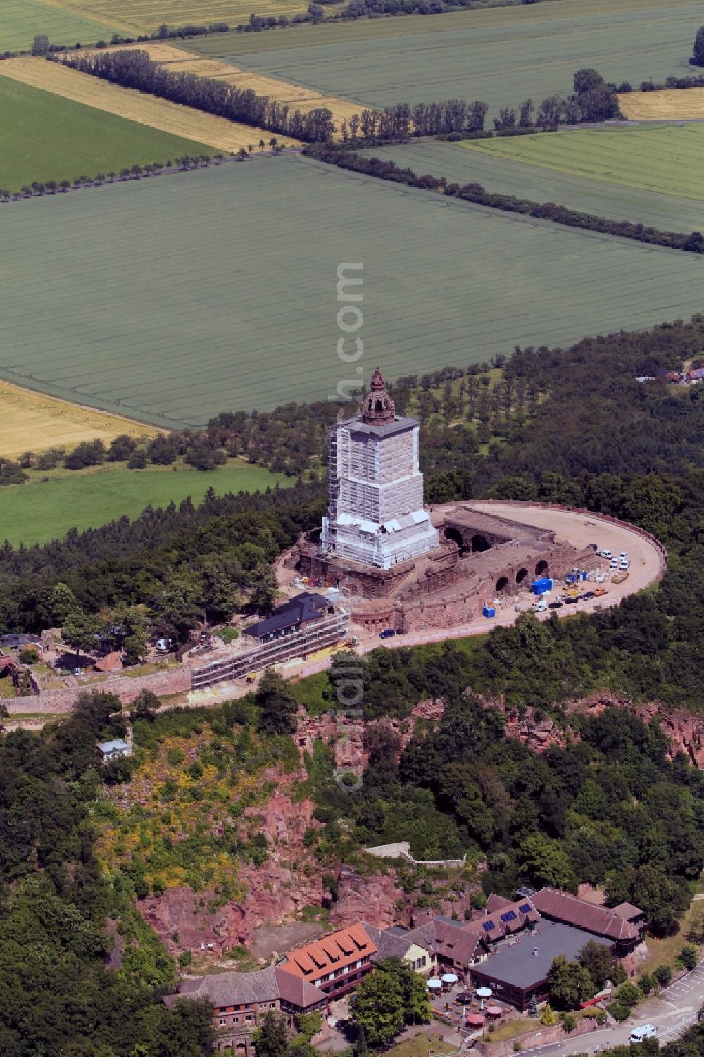 Steinthaleben from the bird's eye view: Look at redevelopment of the monument Kyffhäuser near Steinthaleben in the state of Thuringia. The building with an equestrian statue was established by the architect Bruno Schmitz in honor of Kaiser Wilhelm I from 1890 to 1896. The monument, which was affcted by storm, is planed to be restored by the company Romstedt Technologies for Restorers GmbH until November 2013. The necessary scaffold is provided by the company Franke & Wagner GmbH