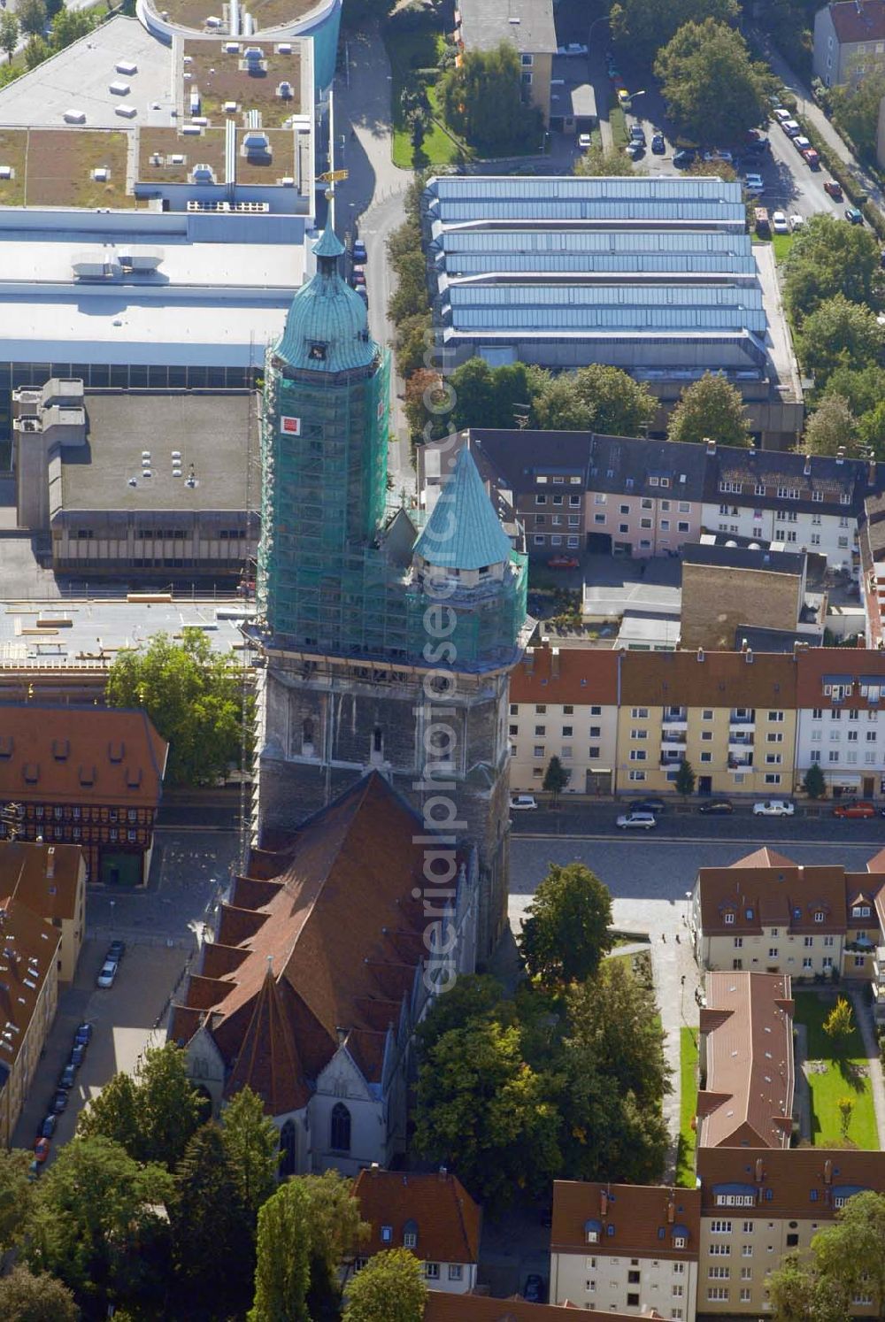 Aerial image Braunschweig - Blick auf die Sankt Andreas Kirche; Kirchengemeinde St. Andreas;Anschrift: An der Andreaskirche 1;38100 Braunschweig;